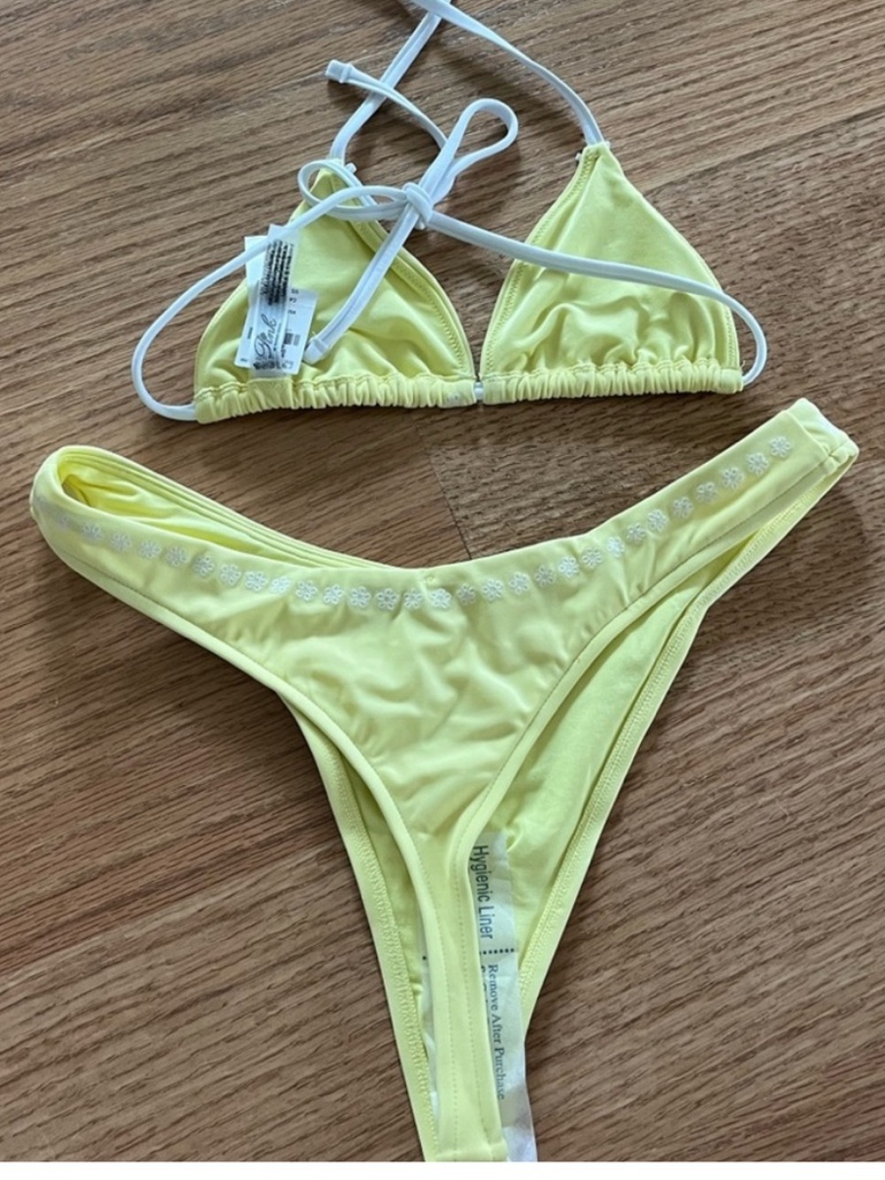 Frankie’s bikinis yellow set - Picture 2 of 2